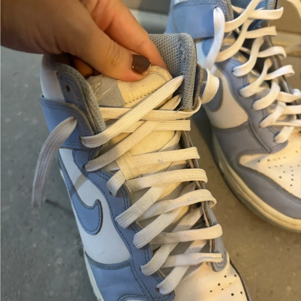 Nike Sky Blue and White High-Tops‎